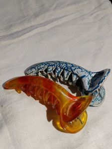 Hair Claw Clips &amp; Heart- Shaped Sindoor Box