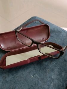 Unisex Frame