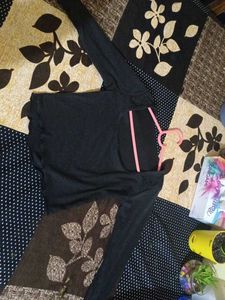 Crop T-shirt  M. Size