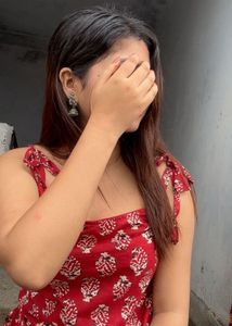 Red Printed Sleeveless kurti