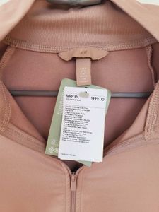 H&amp;M NEW Sport/Casual Zip Through Jacket Size-Small
