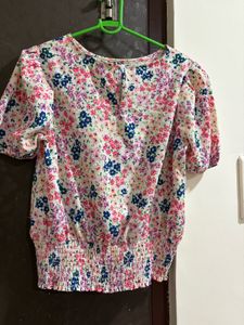 Floral Print Puff Sleeve Top