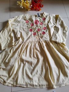 Embroidery Short Kurti 😍😍