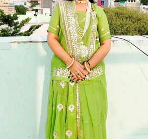 Elegant Green poshaak