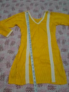 Short Kurti With New Condition  At 100