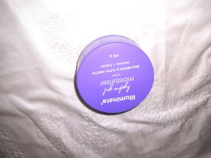 Aqualogica Illuminate+ Hydra Gel Moisturizer