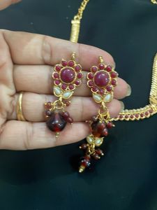 Golden necklace set