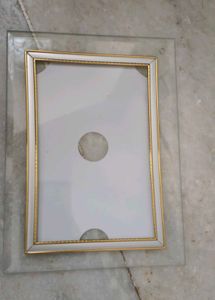 Elegant Gold-Trimmed Photo Frame