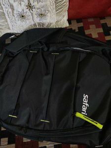Safari 35L Laptop Bag New With Tag