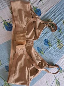 ( 36C ) NEW CLOVIA Bra