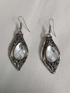 Silver Tone Necklace &amp; Earrings
