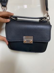 Sling Bag