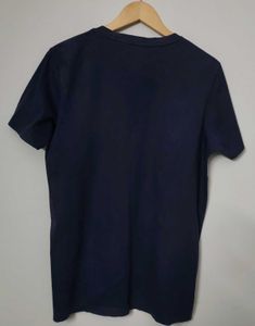 Onelinear Typographt Tshirt