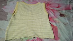 Cute Yellow Sleeveless Top