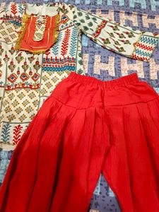Girls Ethnic Set ( kurta pant)