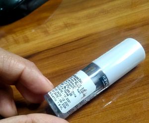 Makeup Revolution Eye Gloss