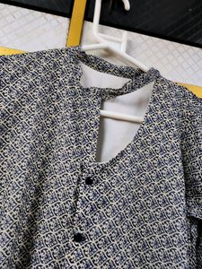 Dress With Neck Detailing