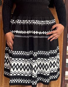 Patterned A line short woolen Skirt
