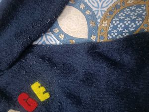 Navy Blue Sweatshirt For Women In Xl Size