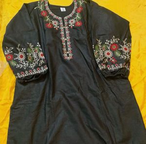 Elegant Embroidered Kurta