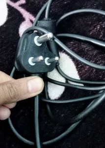 DELL LAPTOP CHARGER NEW AND ORIGINAL 45 WATT