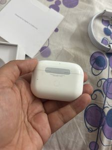 Apple AirPods Pro (2nd generation)