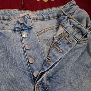 Supr&#39;e Denim Ripped Jeans