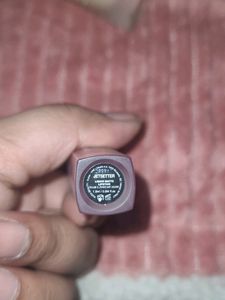 Lipstick Return