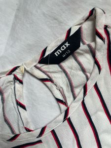 Butterfly Sleeves Top With Tie