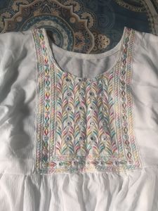 White Embroidered Kurta