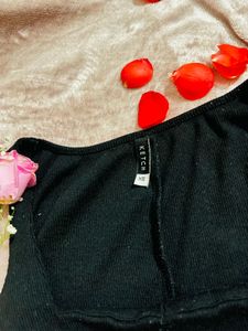 Black Crop Tank Top With Shorts