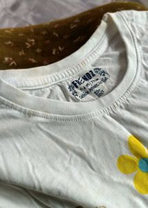 Girls' T-Shirt Bundle (Size 5-6 Years)