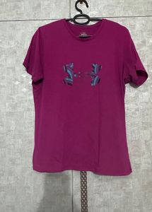 Under Armour Tshirt