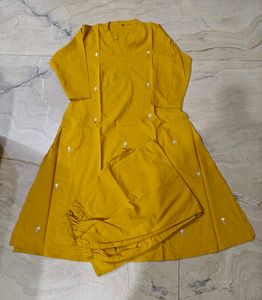 Elegant Mustard Kurta Set
