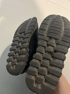 Liberty School Shoes Size 2. (8-10 Yrs)