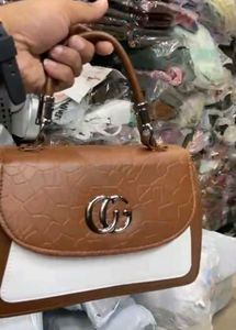 Gucci Slingbags Buy 3 In 1200