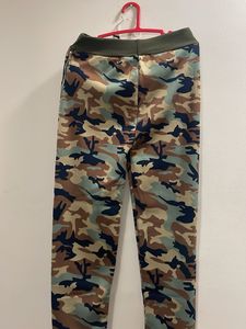 New Bottom Wear For Winters With Zipper