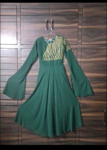 Elegant Green Ethnic Gown