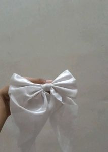 White Hair Bow