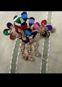 Peacock Model Stone Clutch Clip