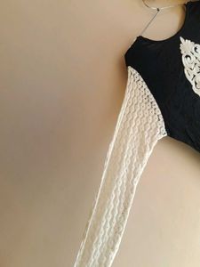 Elegant Black Embroidered Kurta