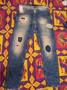 Jack & Jones Distressed Denim Jeans