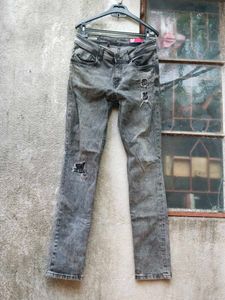 Distressed Gray Wash Jeans