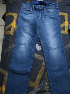 Stylish Blue Denim Jeans