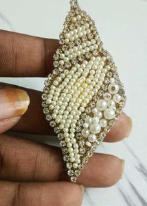 Pearl Conch Shape Clip
