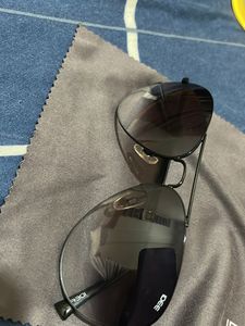 Sunglass