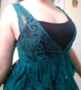 Price Drop🚨Imported Vintage Green Plunge Neck Top