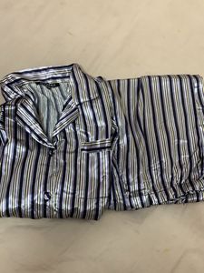 It’s Branded Night suits 44/46