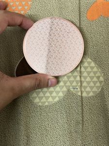 Kay Beauty Matte Compact