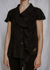 Y2K Textured Ruffle Shirt 🖤
